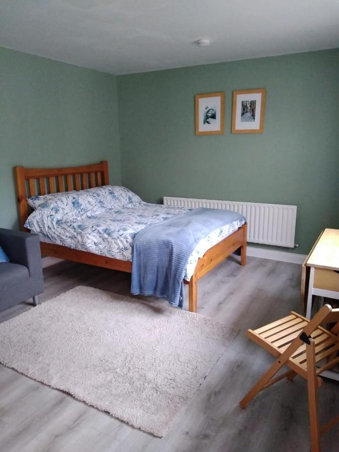 Bed and Breakfast Rock House Каррикмакросс Экстерьер фото